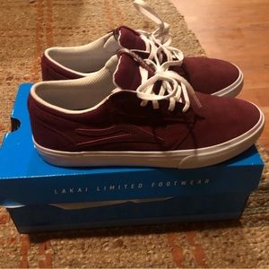 Lakai Griffin. Skateboarding Size 9. Burgundy Suede with White. Gum Sole.